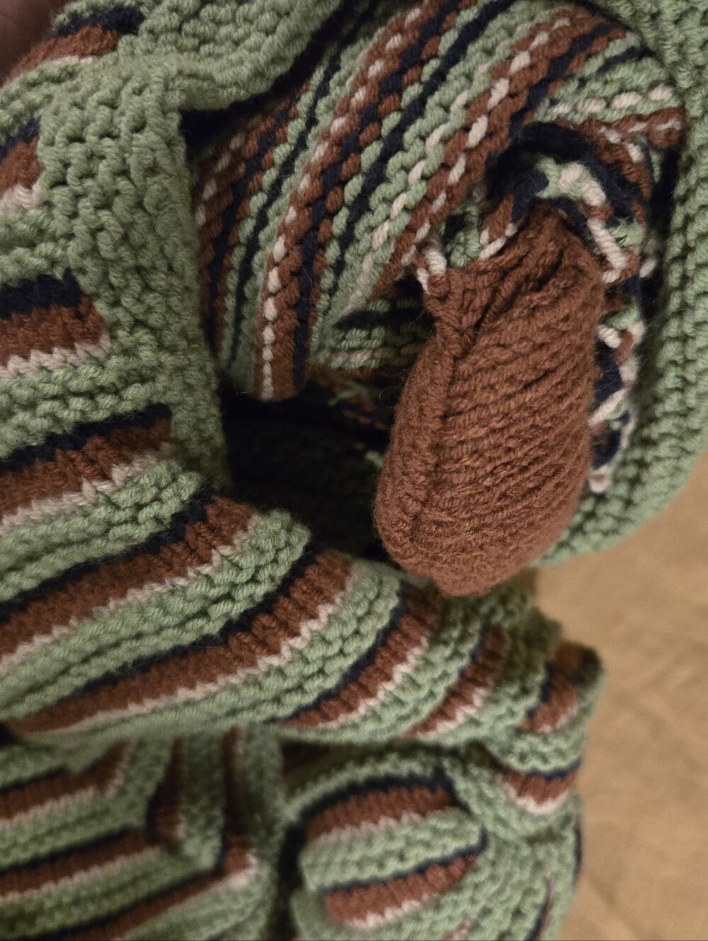1940s Handknit Reproduction Sweater Small - Picture 5 of 5